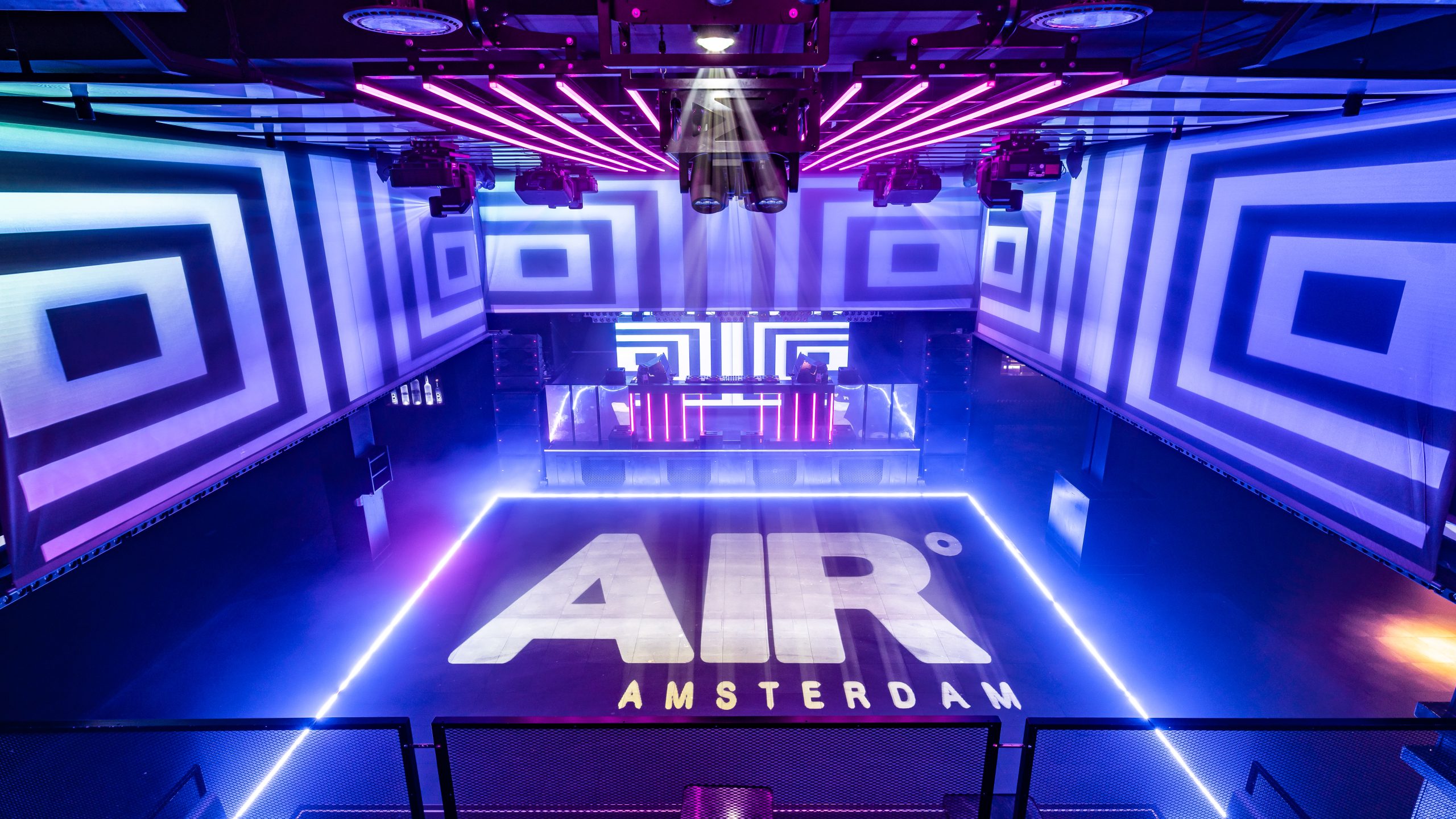About Air - Air Amsterdam
